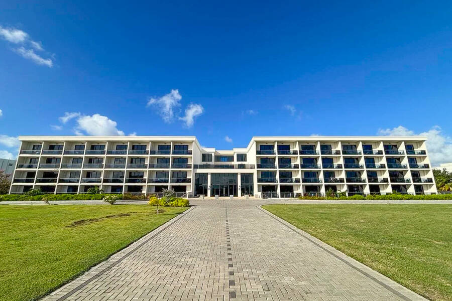 Lazuli Apartments